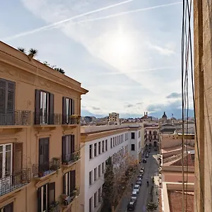 Novecento , Palermo Italien